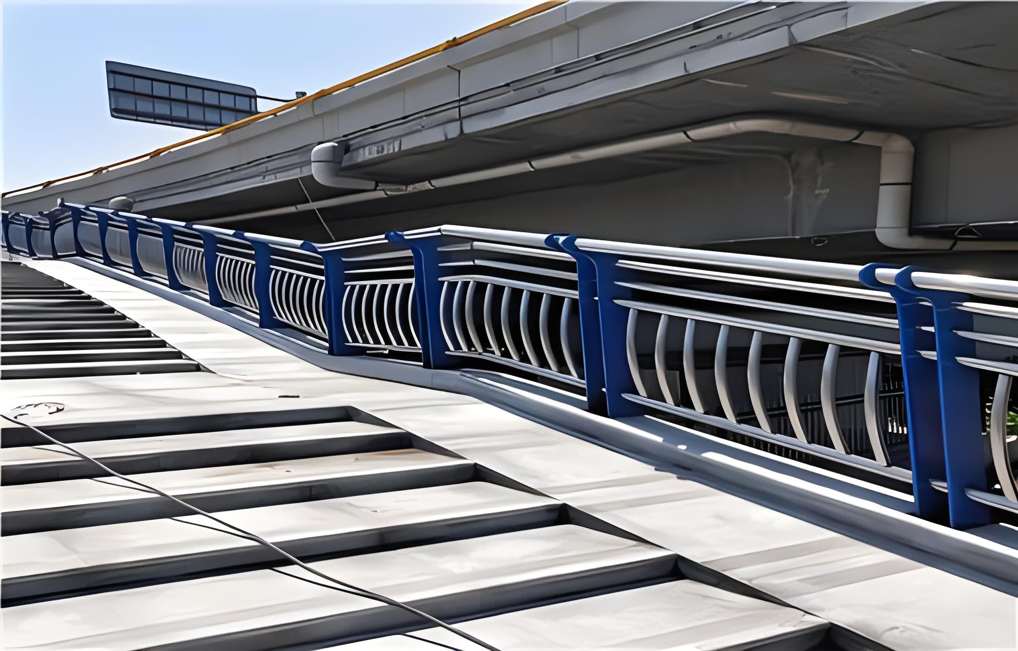 临沂不锈钢桥梁护栏维护方案：确保安全，延长使用寿命